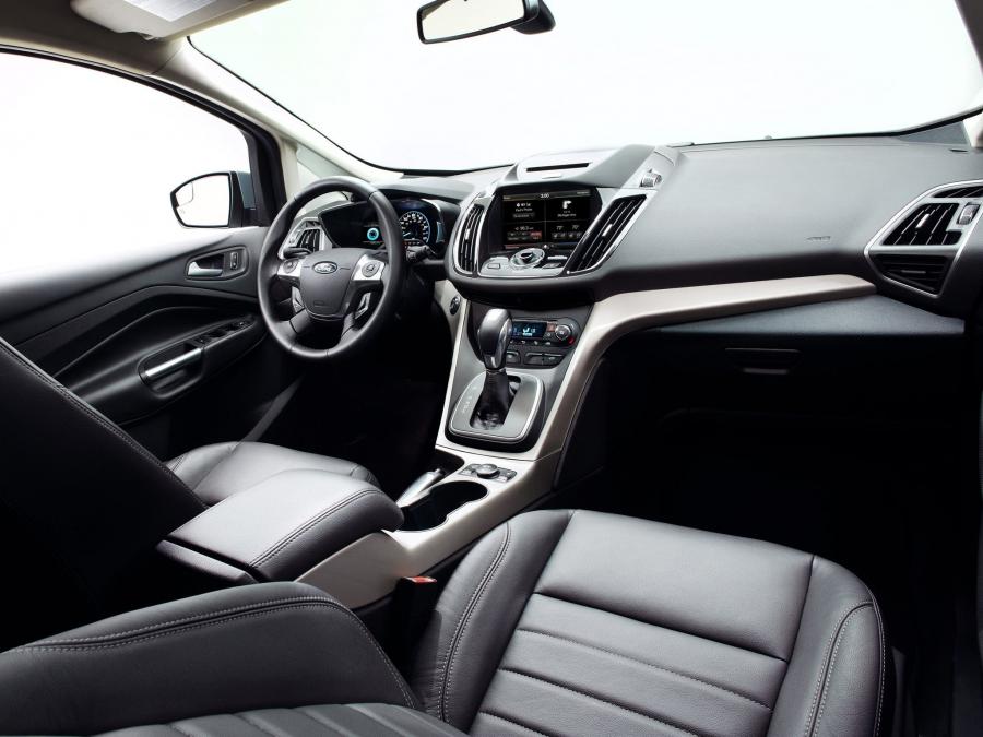  Ford C-Max Hybrid 2012 года  (фото 8 из 25)